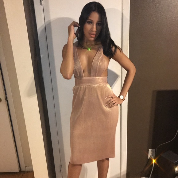 SOLD ON DEPOP ‼️Isolde dress - Picture 4 of 5